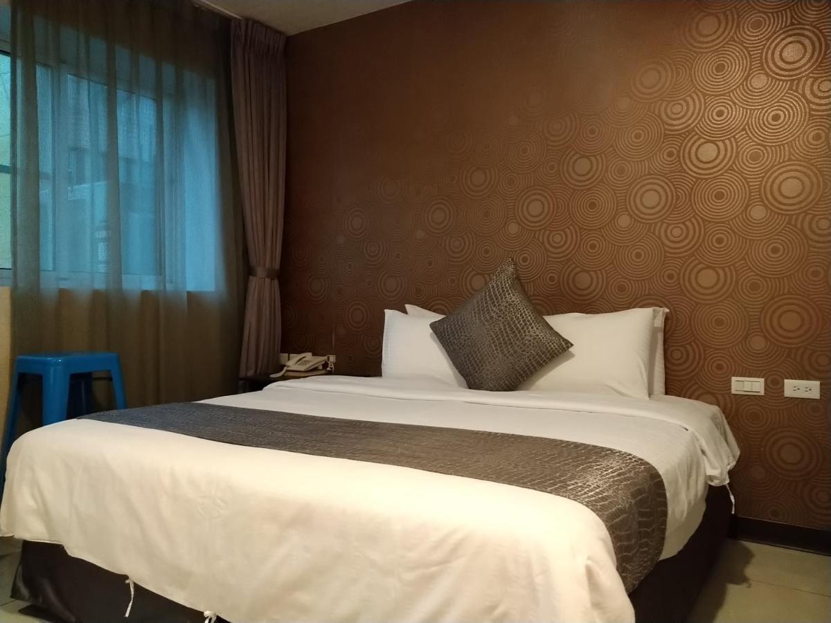 Boston Plus Hotel Цзяи Экстерьер фото